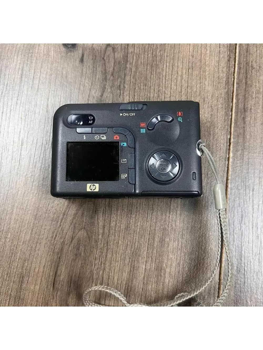HP Photosmart R507 4.1MP Digital Camera Silver Retro Digicam + Charger, battery